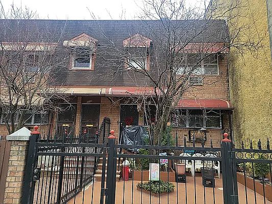 1st image of 566 Central Ave