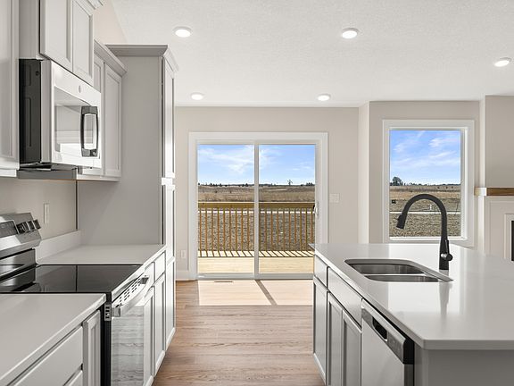 3rd image of 1460 Locust St