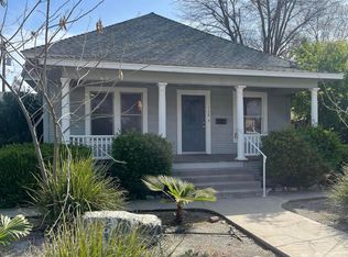 132 N Gale Hill Ave, Lindsay, CA 93247