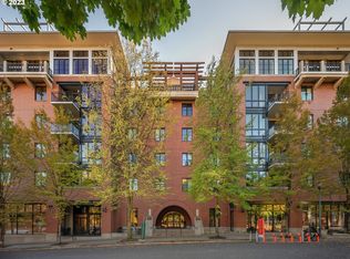 1030 NW Johnson St APT 102, Portland, OR 97209