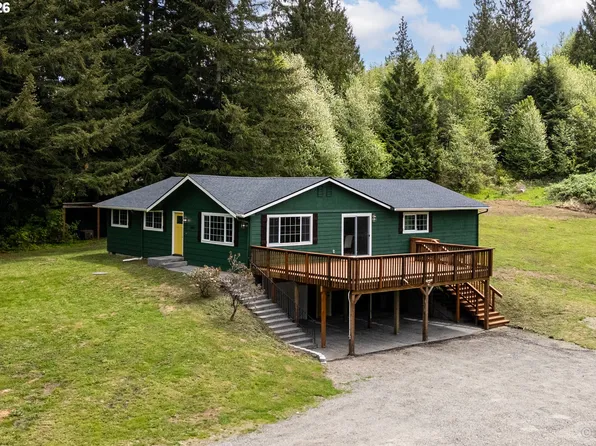 29234 Thistle Hill Rd, Rainier, OR 97048