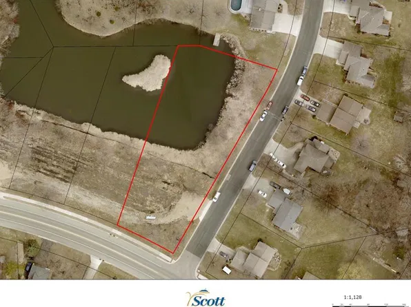 800 Lexington Ave N, New Prague, MN 56071
