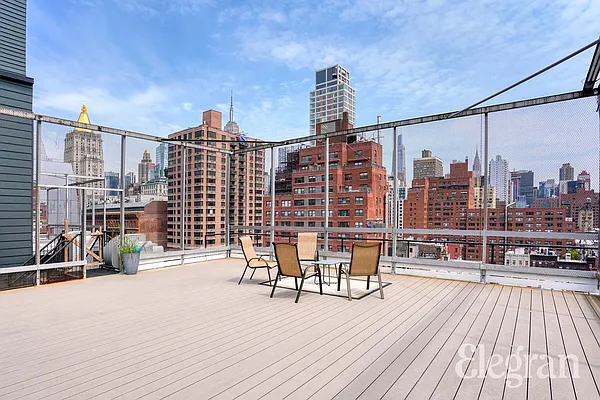 Sold by (Legacy) Elegran | media 19