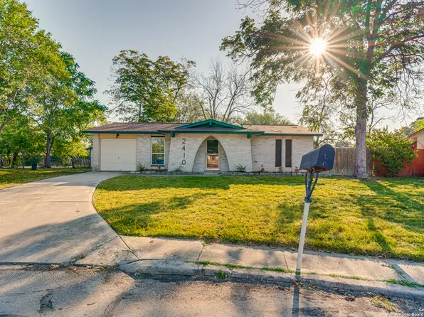 2410 RUTLEDGE ST, Kirby, TX 78219