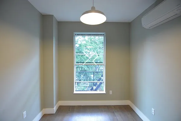 Rented by Yaffa Realty LLC | media 37