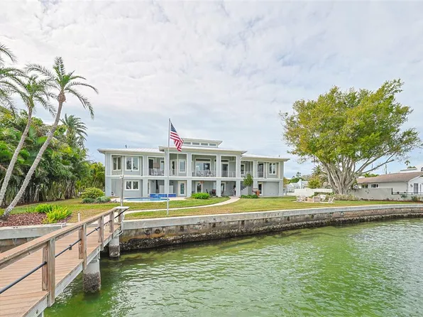 15645 Redington Dr, Redington Beach, FL 33708