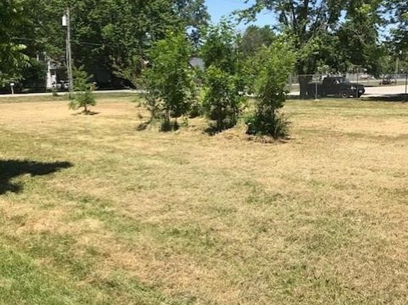 0 N 8th St, Fairfield, IA 52556