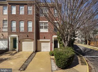 4174 Timber Log Way, Fairfax, VA 22030