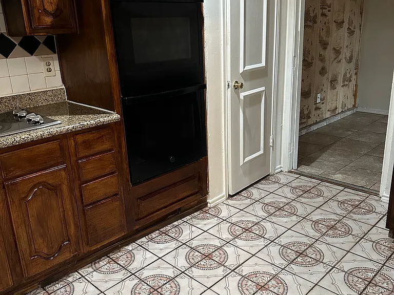 6015 Coral Bell Ln — Photo 14