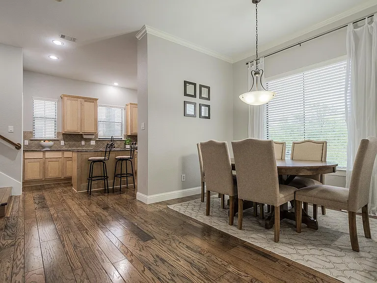 3118 Carmel St — Photo 14