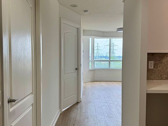 3rd image of 3088 Kennedy Rd #709