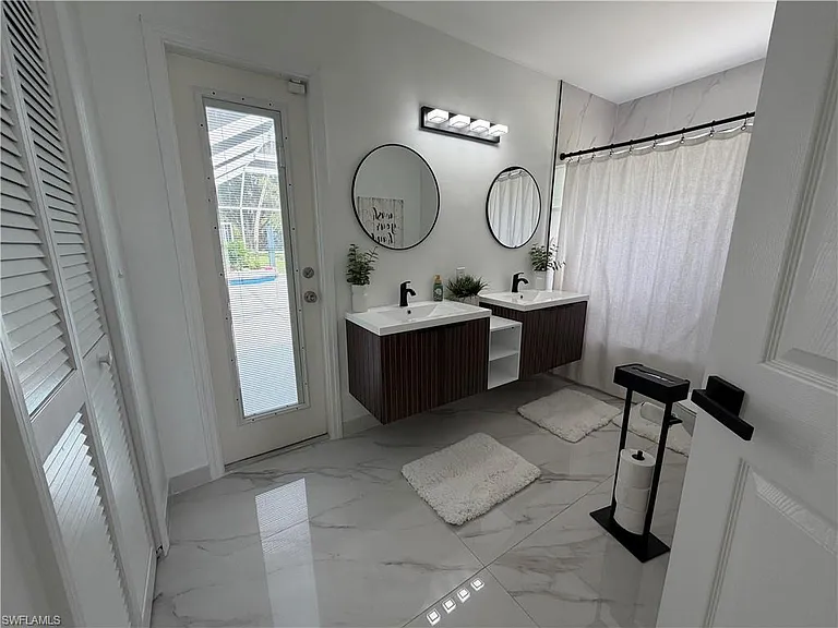 7786 Scarlet Ct — Photo 10