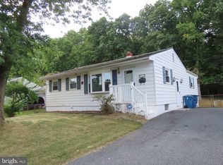 42 Holden Dr, New Castle, DE 19720