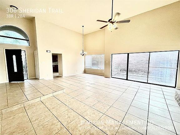 3rd image of 306 Sheridan Trl