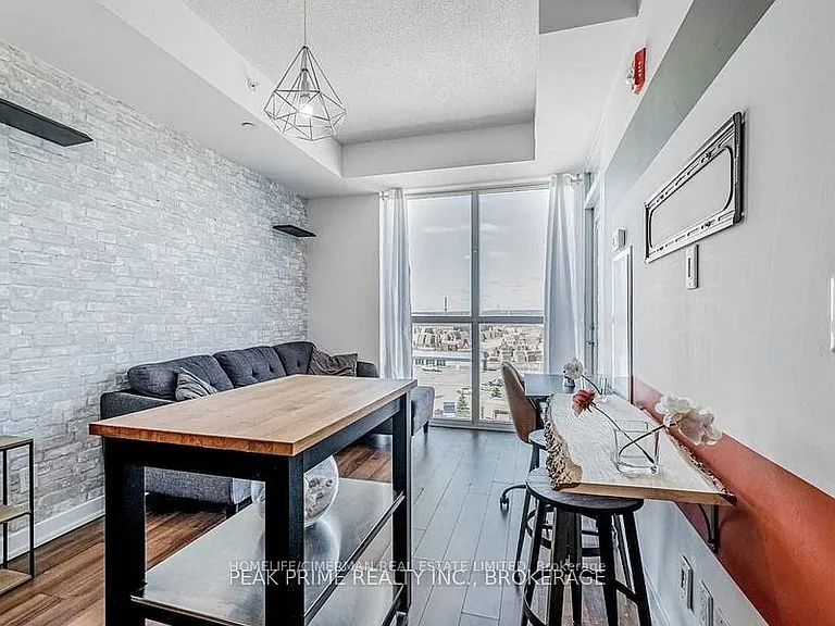 5240 Dundas St #B608 — Photo 14