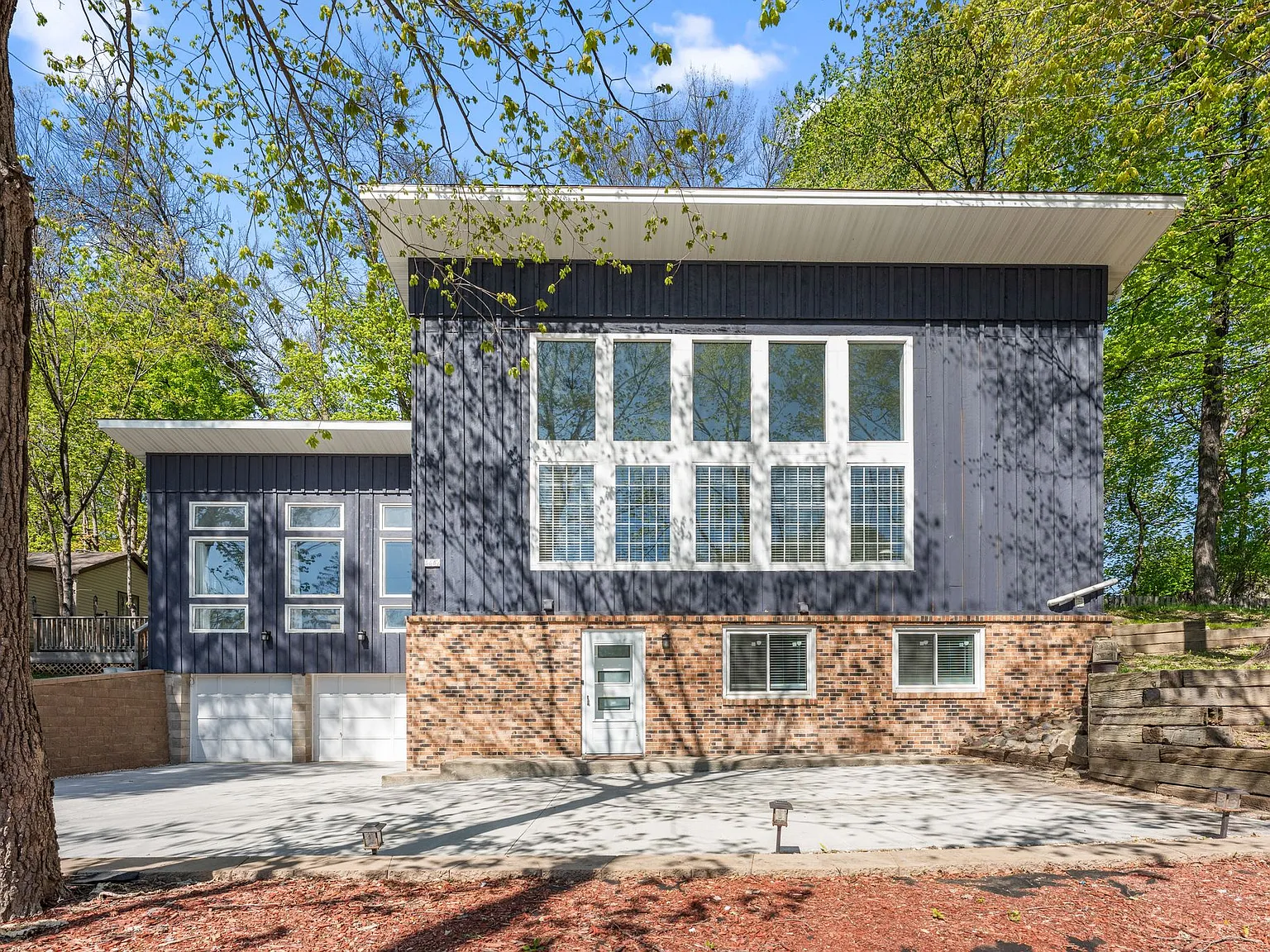 4442 Dorchester Rd — Photo 4