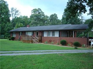 2155 Tabernacle Church Rd, Trinity, NC 27370
