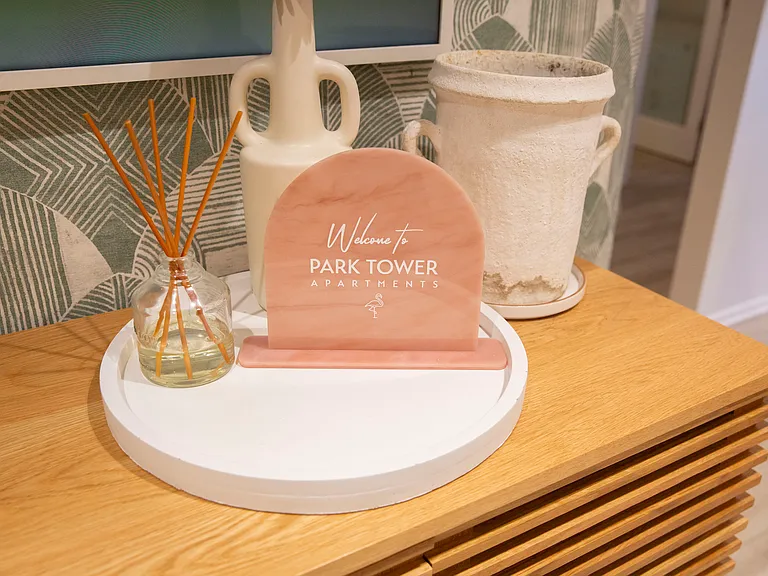 Park Tower Apartments — Photo 67