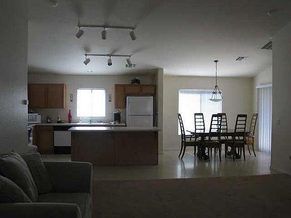 5th image of 12818 N Sweetwater Avenue