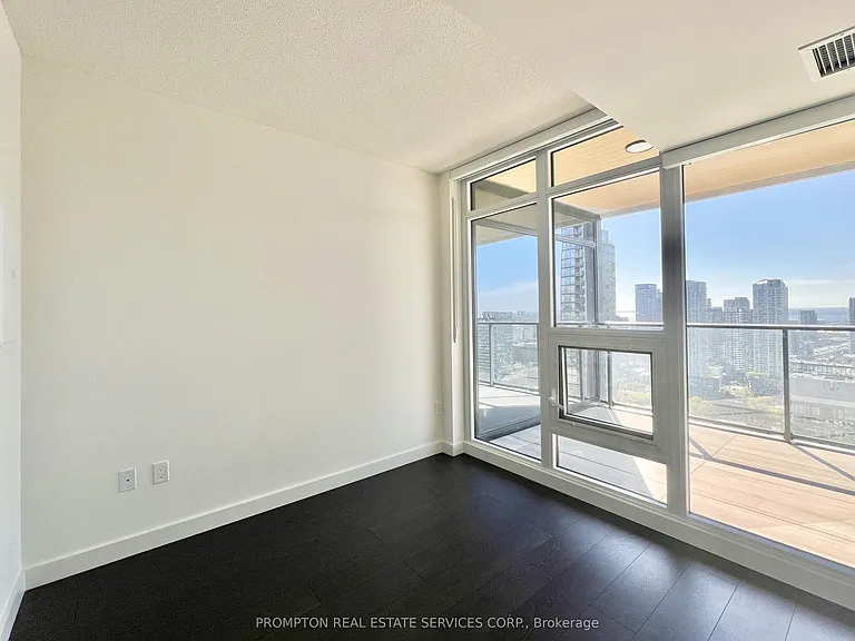 3 Concord Cityplace Way #3212 — Photo 16