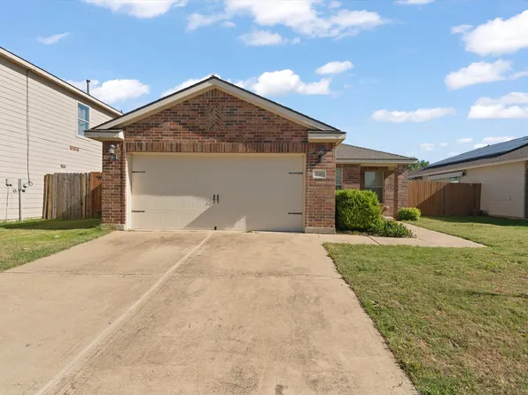636 Misty Mountain Dr, Fort Worth, TX 76140