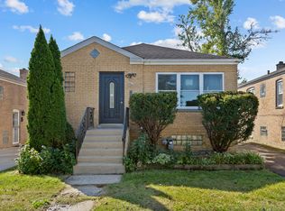 6829 43rd St, Berwyn, IL 60402