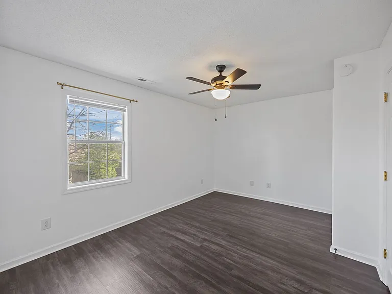 92 A Shoreline Dr — Photo 8