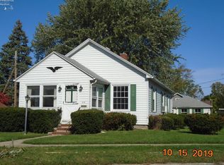 414 Fremont Rd, Pt Clinton, OH 43452