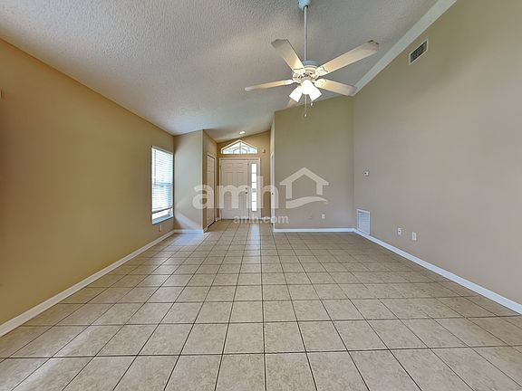 5th image of 6638 Summer Haven Dr