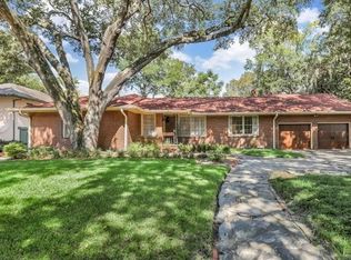 2701 Abercorn St, Savannah, GA 31405