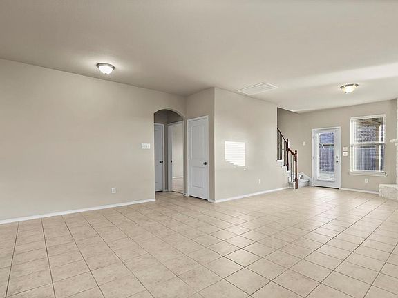 4th image of 1274 Water Lily Dr