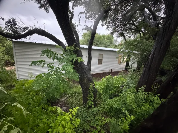 1020 Red Cloud Dr, San Antonio, TX 78260