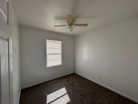 3rd image of 5433 Questa Dr