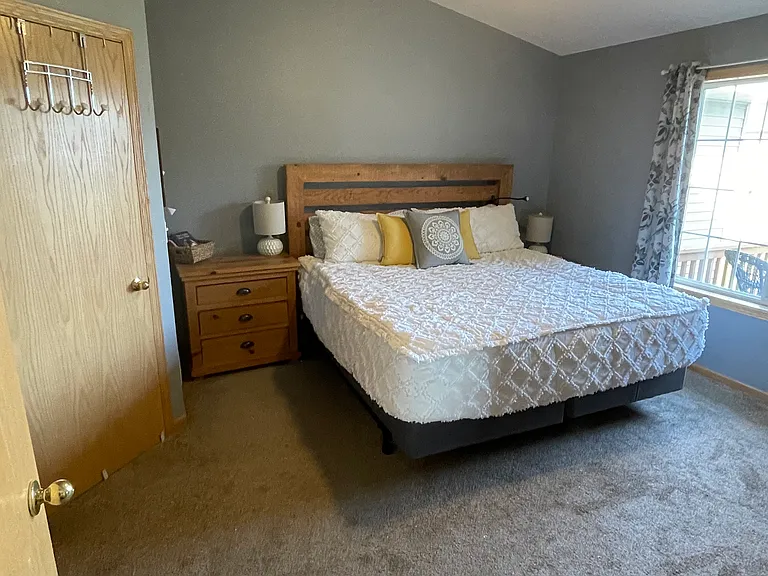 7248 Kahler Cir NE #MAIN — Photo 4