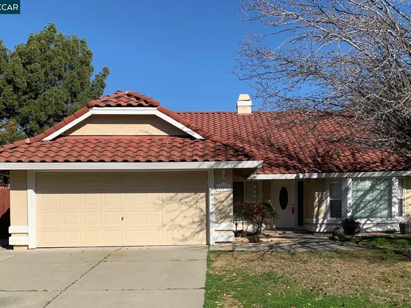 196 Pepperell Ct, Vacaville, CA 95688