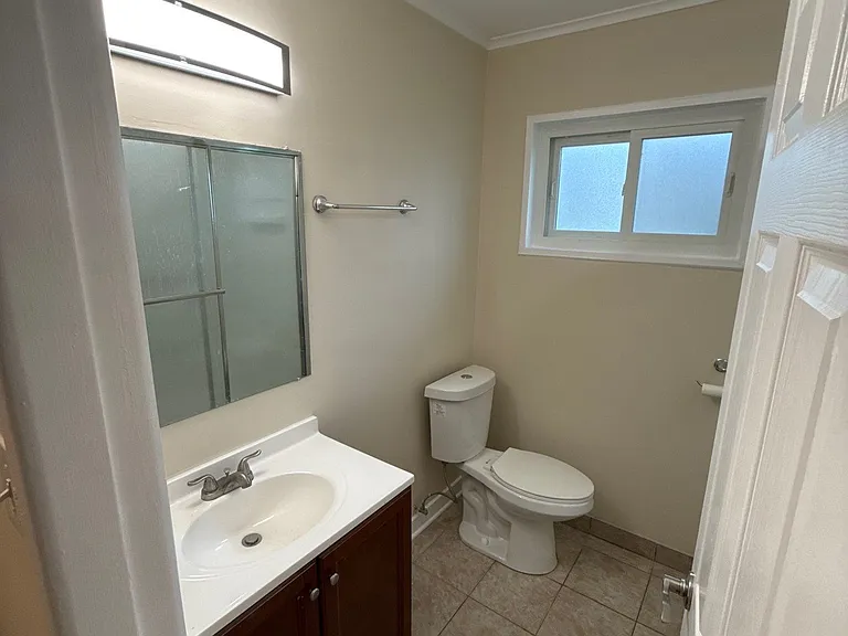 16435 Saint Louis Ave — Photo 19