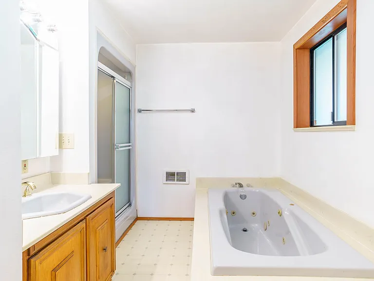5721 143rd St SW — Photo 13