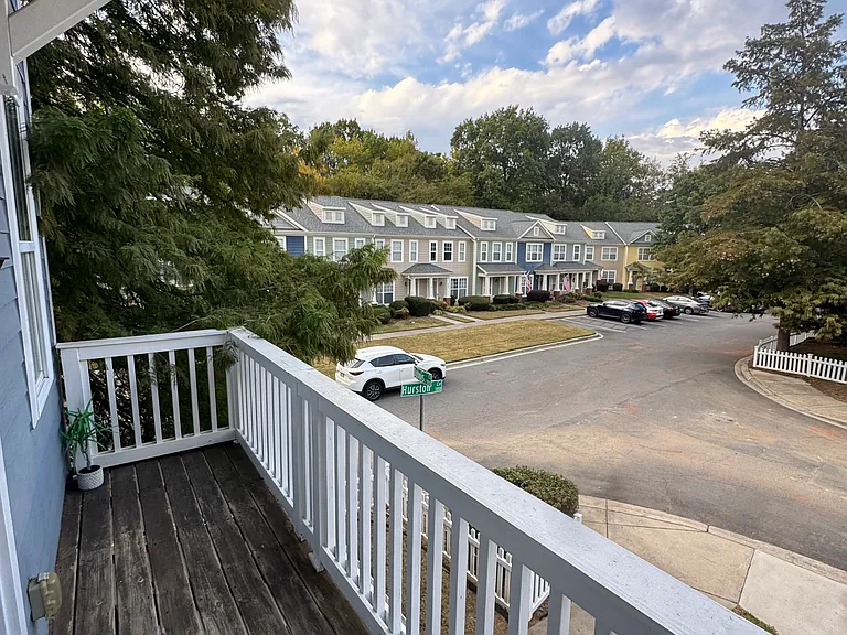539 Dubois Ct — Photo 11