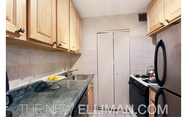Sold by Douglas Elliman | media 3