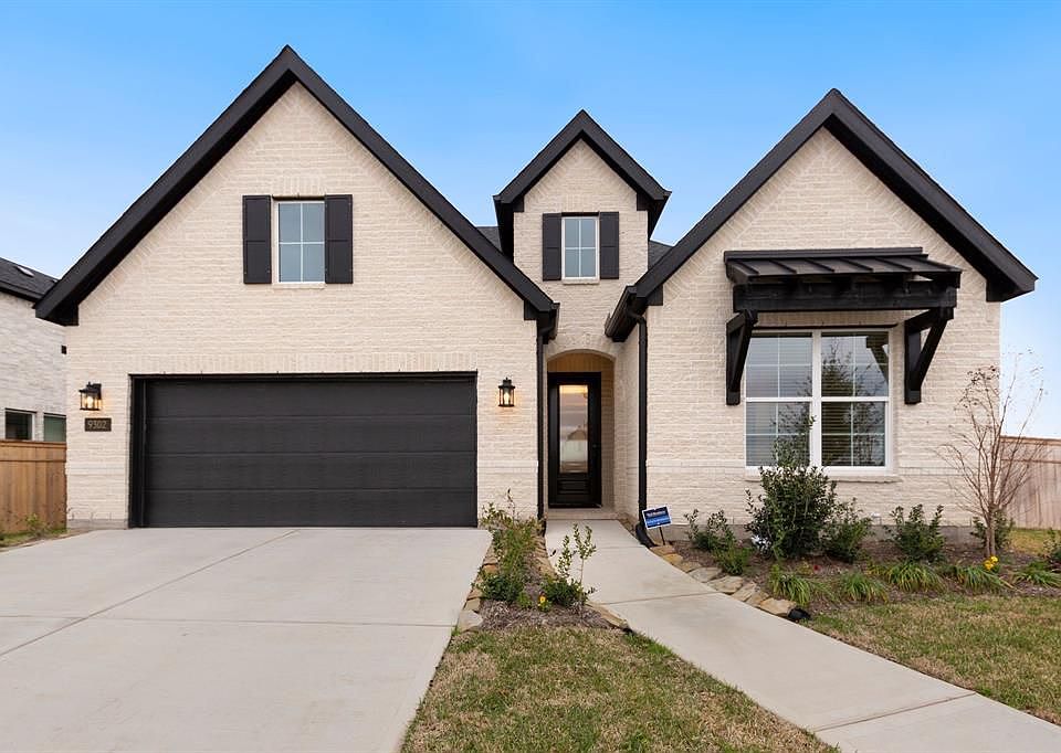 1st image of 9302 Crescent Mill Dr