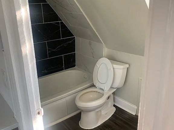 5th image of 76 Ridge St #5C