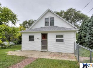 7820 N 33rd St, Omaha, NE 68112