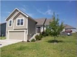 910 W 7th Ave, Kearney, MO, 64060