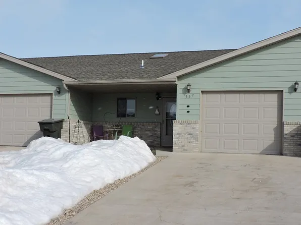 367 Redrock Cir, Belle Fourche, SD 57717