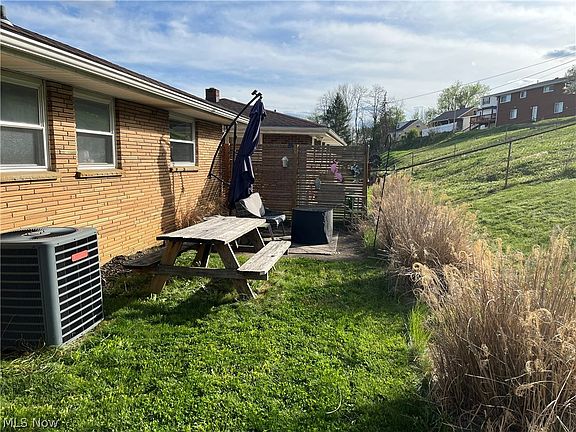 3rd image of 339 Garfield Ave
