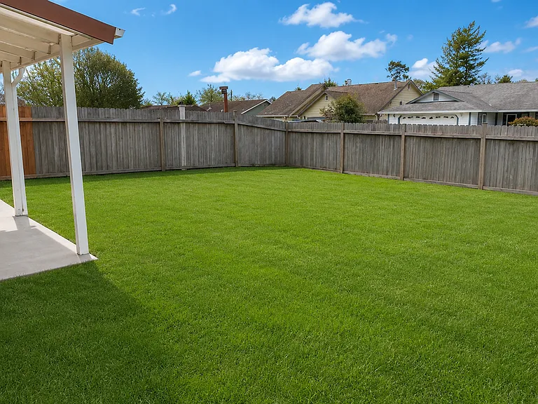 2330 Adkins Ct — Photo 16