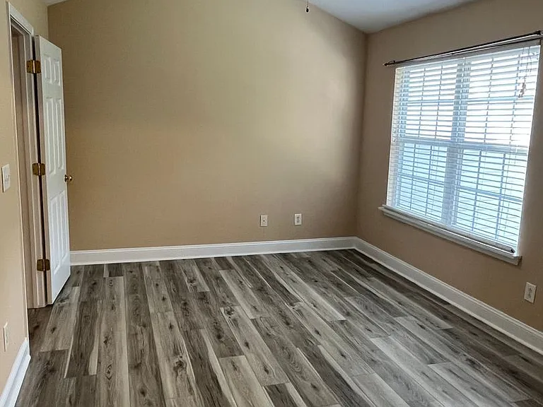 11838 Shoemaker Ct — Photo 10