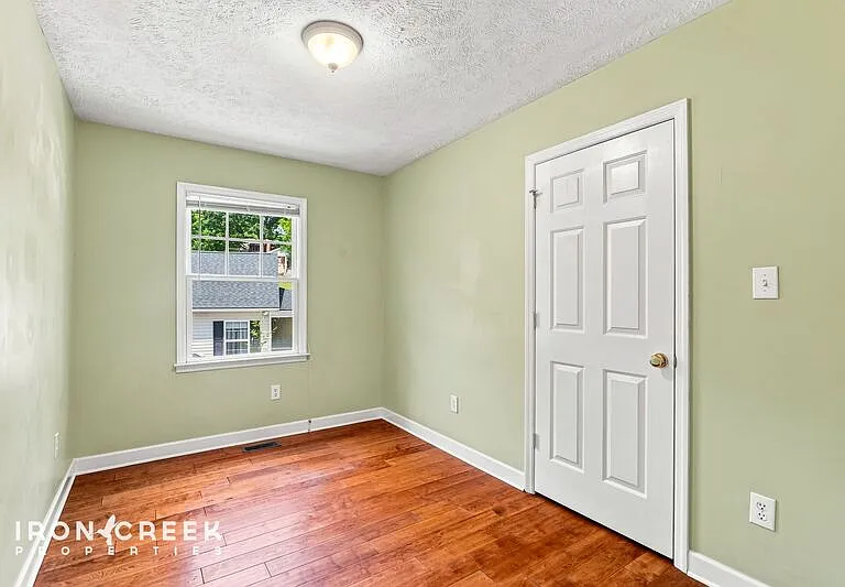 16 Spinet St — Photo 13