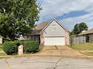 11724 S Gum Ave, Jenks, OK 74037