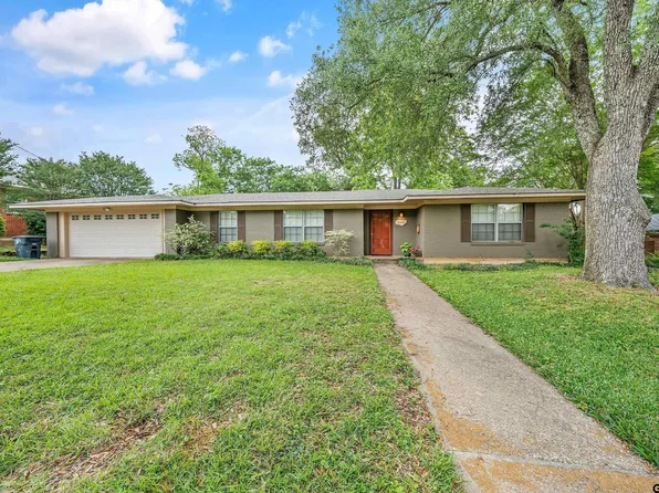 2220 Pollard Dr, Tyler, TX 75701